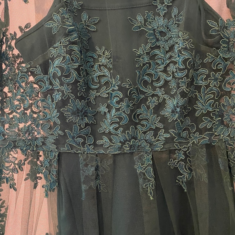 LONG SLEEVE LACE DARK GREEN DRESS